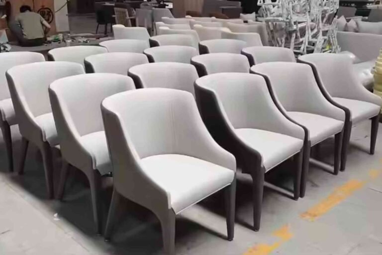 Are There Online Wholesale Stores for Restaurant Chairs?