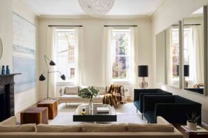 How to Make Small Rooms Look Bigger with Decoration